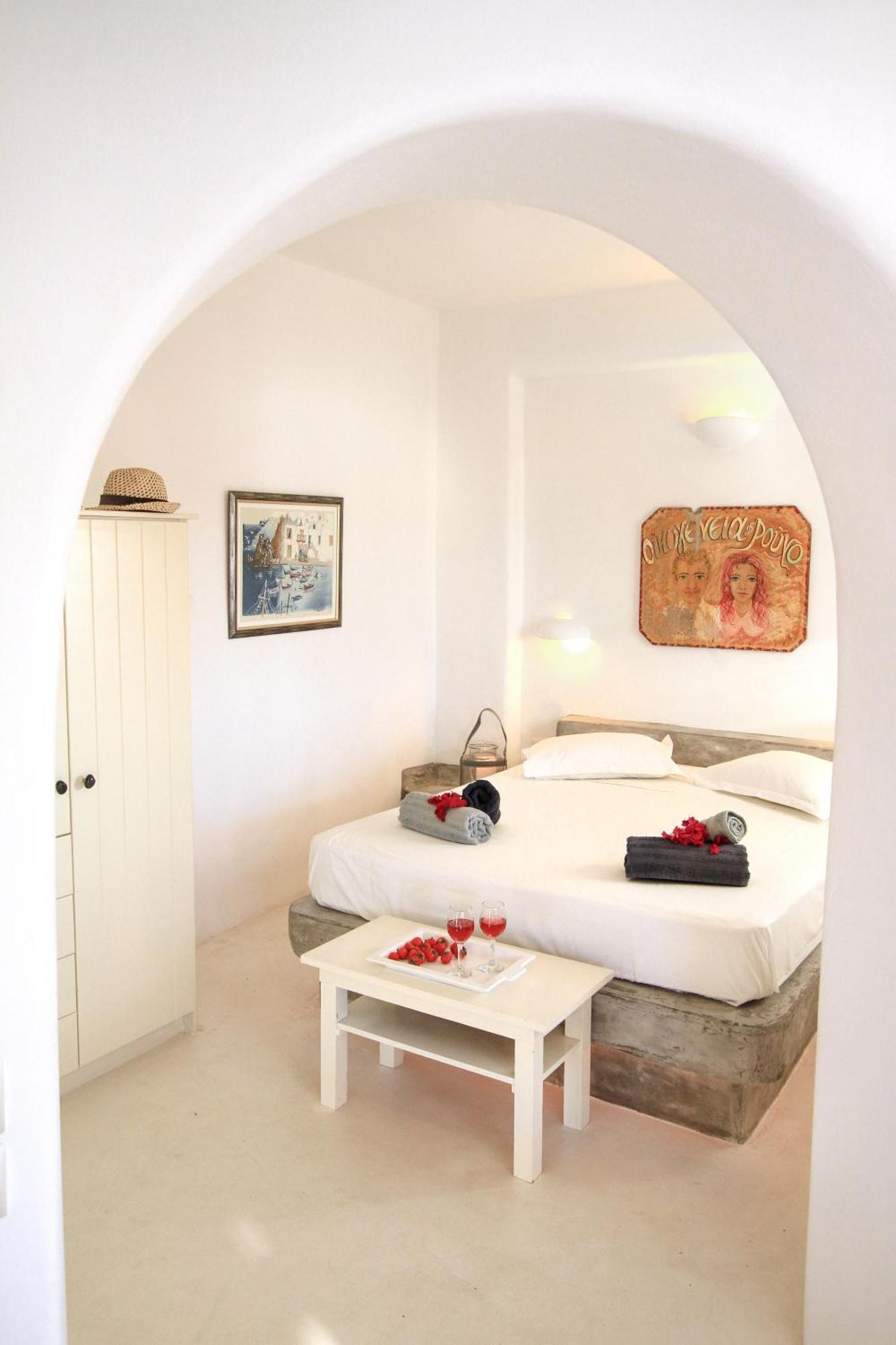 Shades Of White Villas Emporio  Exterior foto